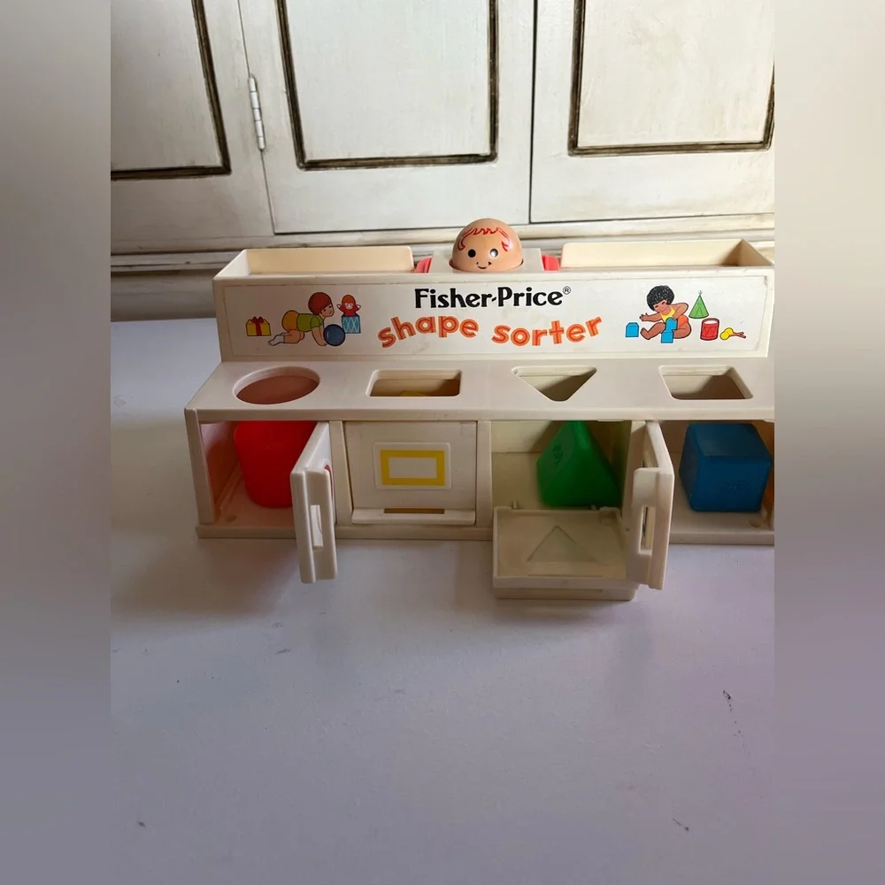 Vintage 1974 Fisher Price Shape Sorter Toy preschool color manipulative play